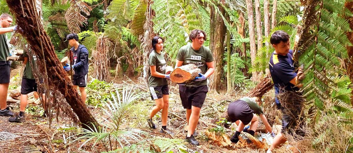 Students helping Cyclone Recovery ATC NZSE