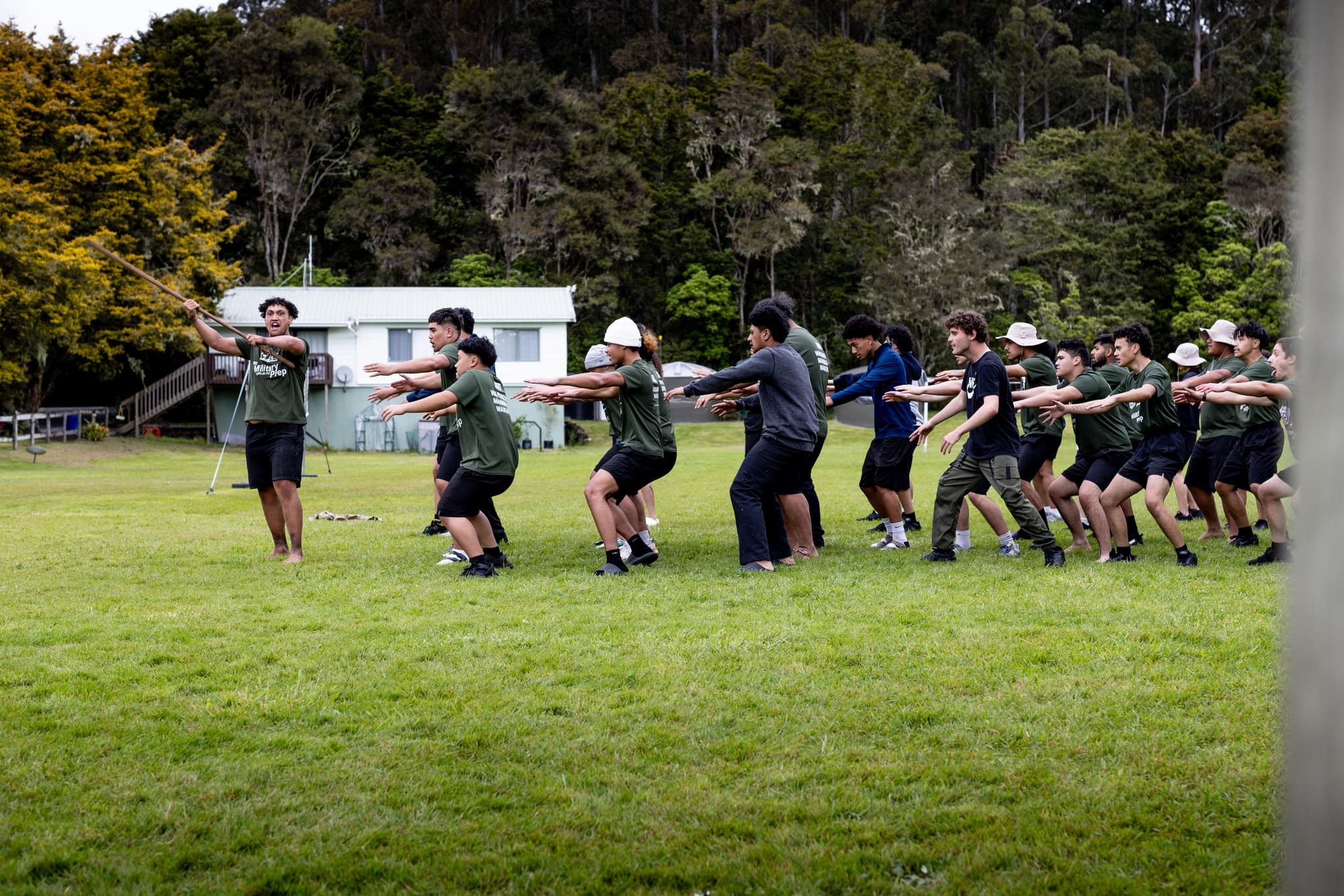Military students group challenge NZSE
