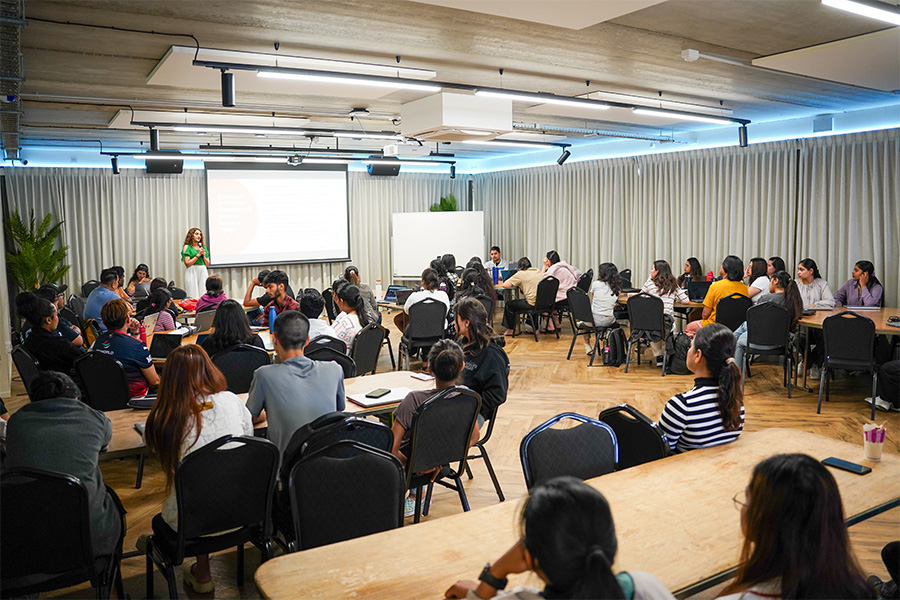 Group of students attending workshop with tutor NZSE